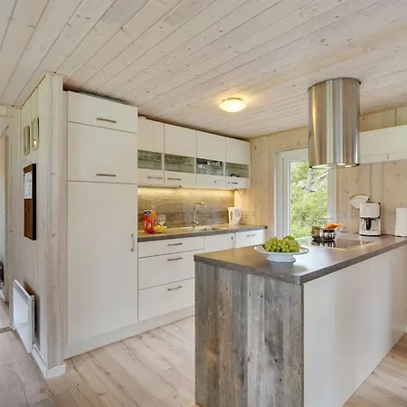 Сasa de vacaciones Sheemen - 700m To The Fjord By Interhome