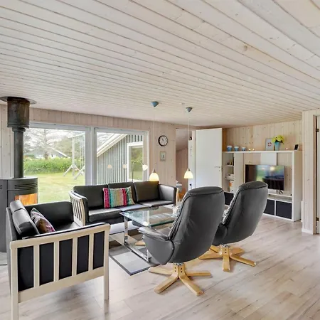 Sheemen - 700m To The Fjord By Interhome * Bjerregård