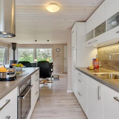 Сasa de vacaciones Sheemen - 700m To The Fjord By Interhome